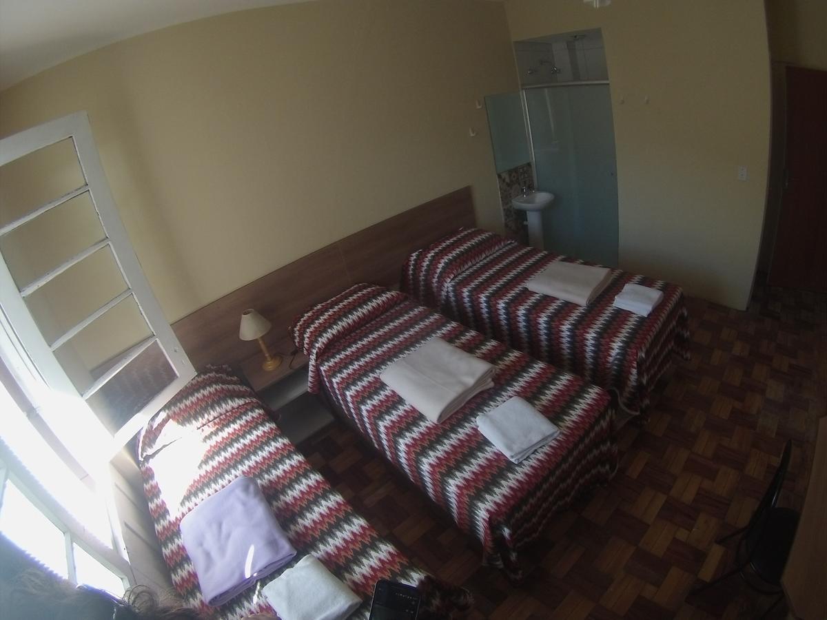 Lotus Hotel & Hostel ポルト・アレグレ エクステリア 写真